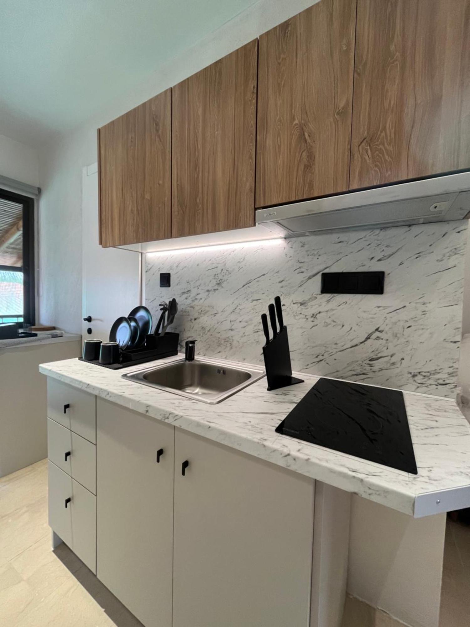 Okkio Sea View Apartment Vergia ภายนอก รูปภาพ
