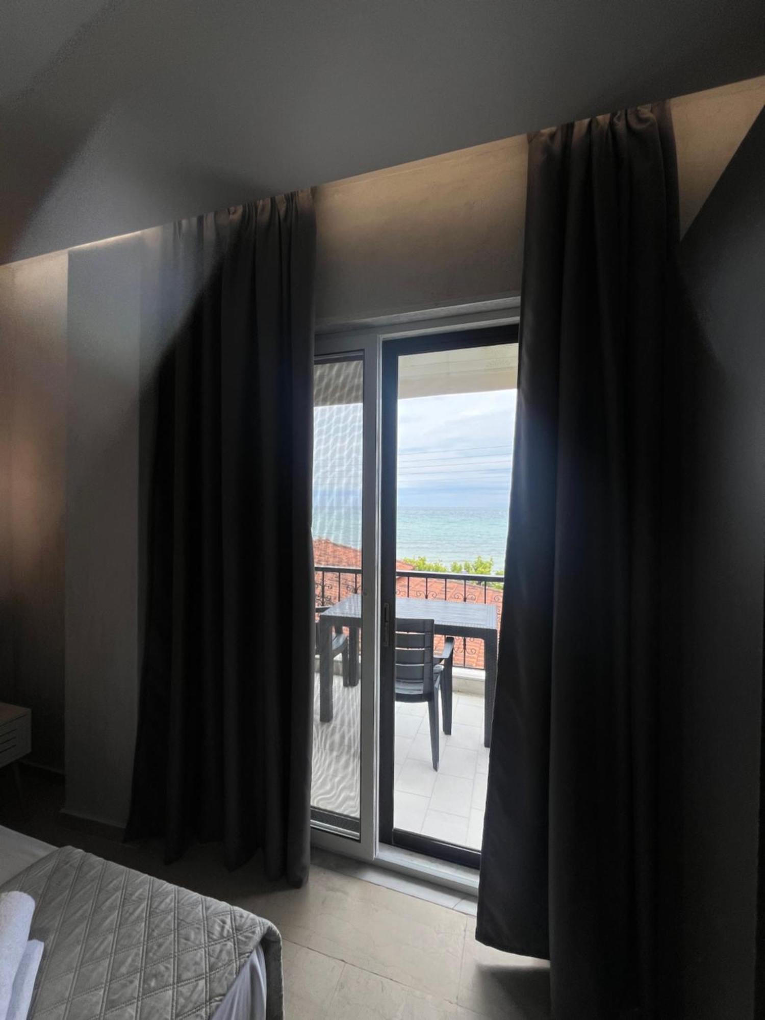 Okkio Sea View Apartment Vergia ภายนอก รูปภาพ
