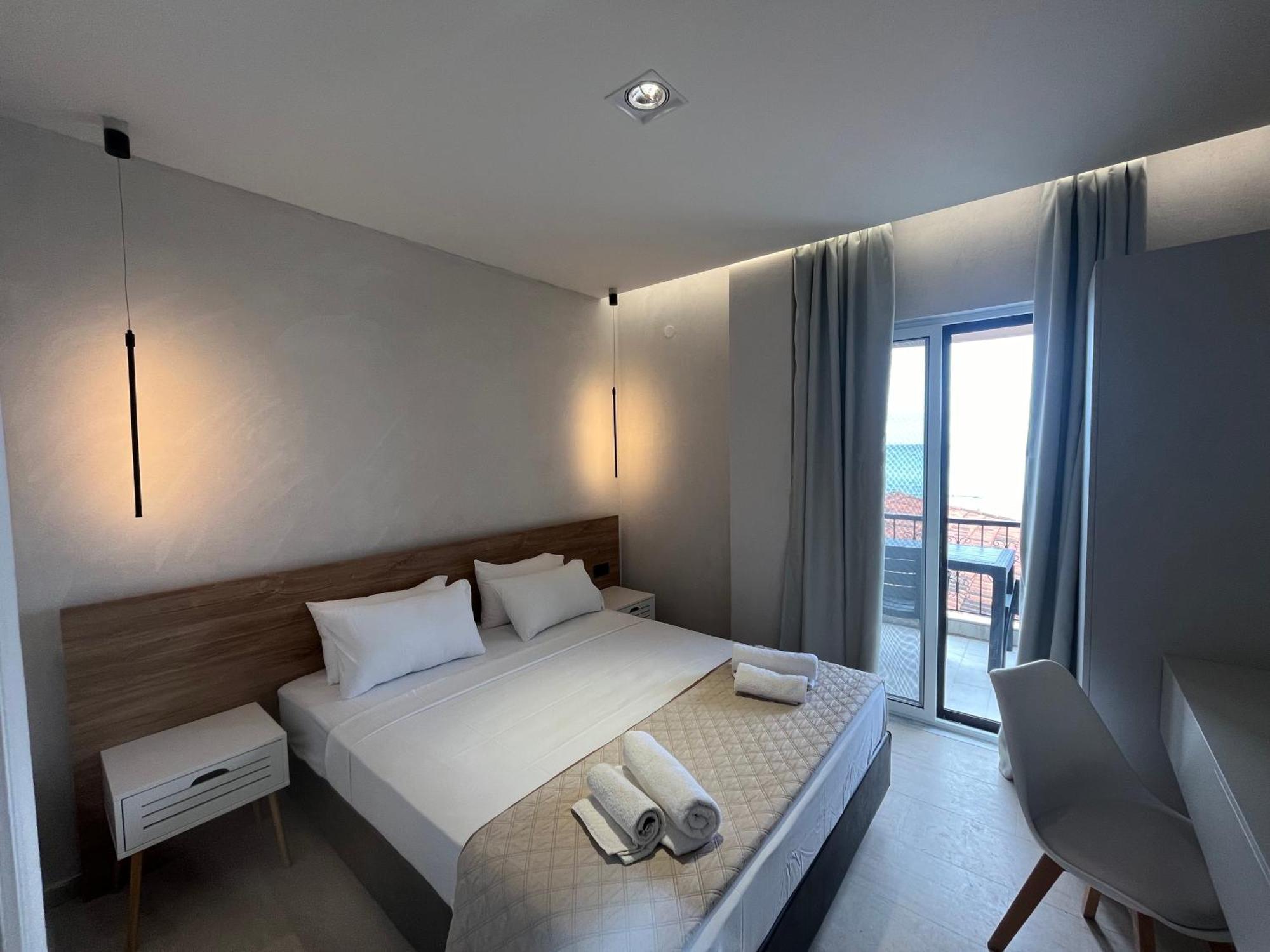 Okkio Sea View Apartment Vergia ภายนอก รูปภาพ