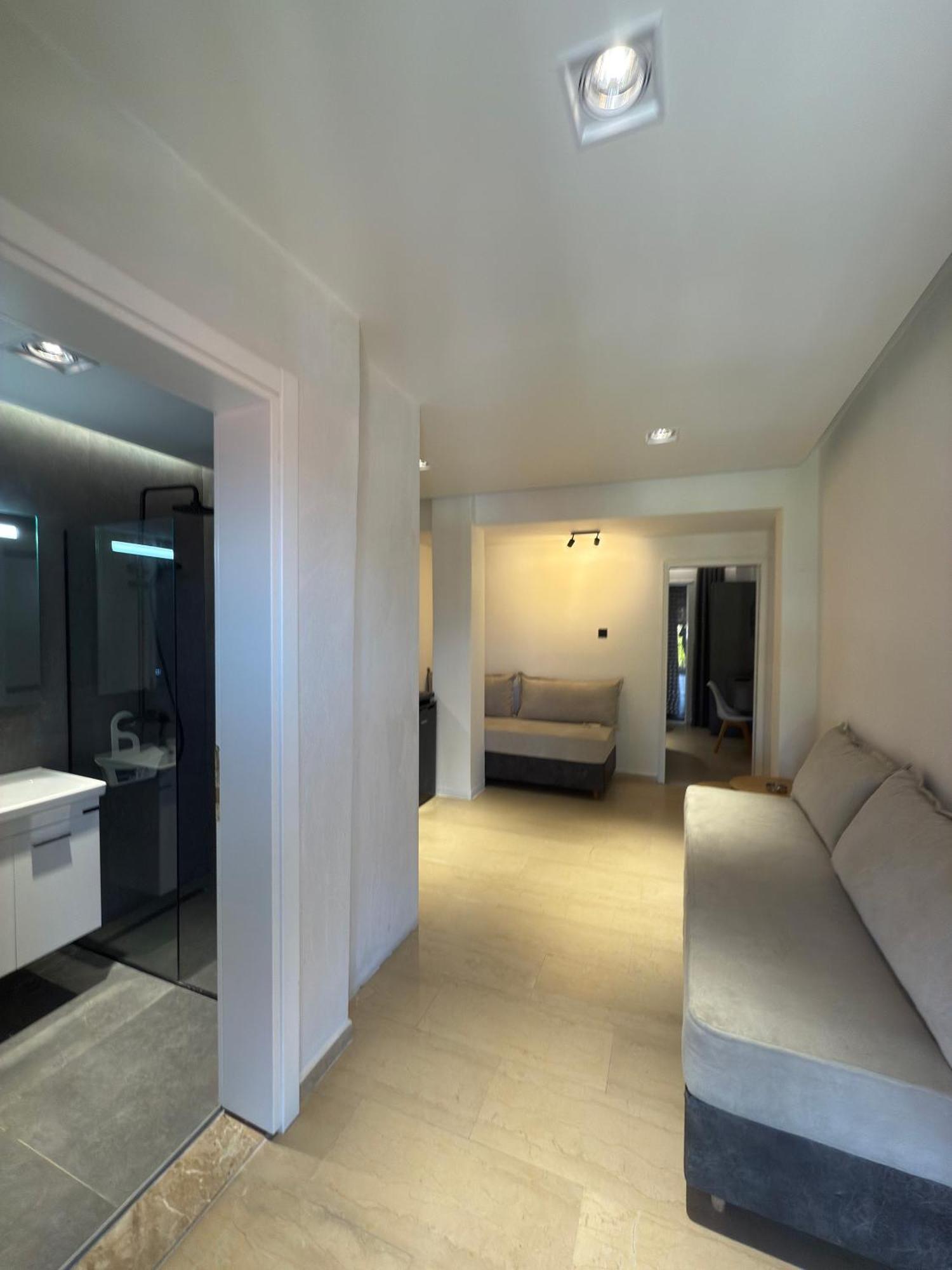 Okkio Sea View Apartment Vergia ภายนอก รูปภาพ